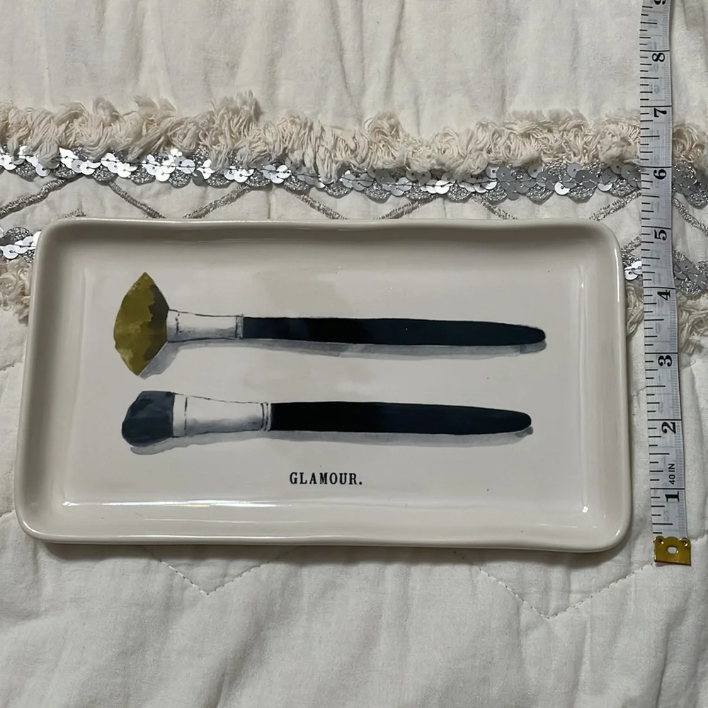 Rae Dunn Glamour ceramic set - Picture 3 of 8